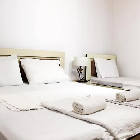 Zere House Apartament *