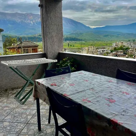 Zere House Polisi i Vogel
